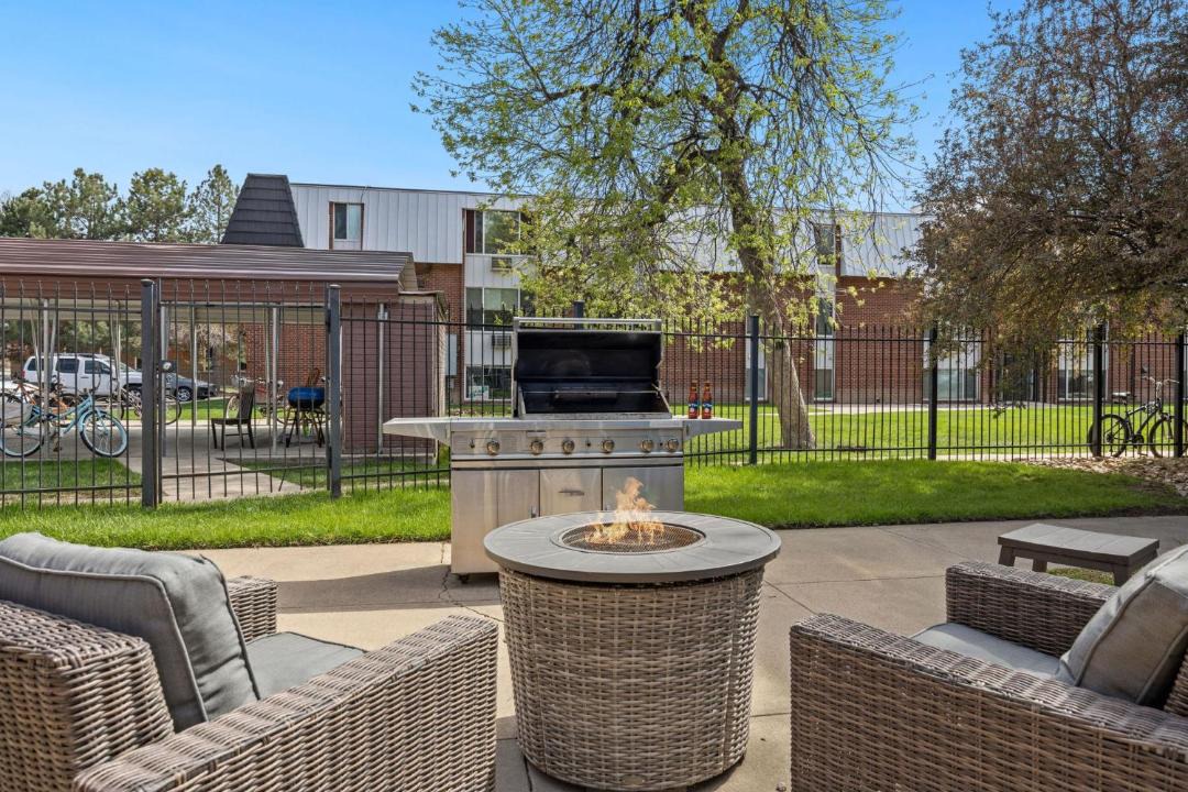 University Park House | Old Town Condo Near CSU with Pool, Sauna, Gym and Bikes