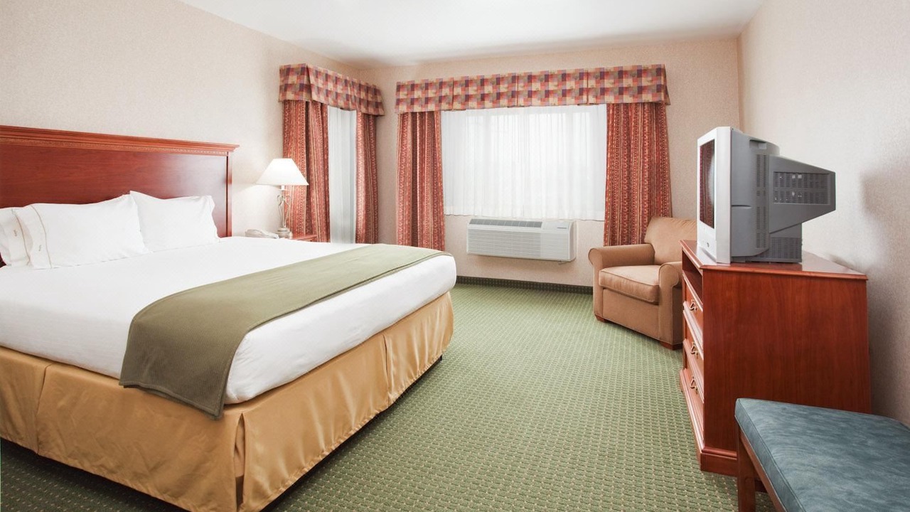 Photo of Bedroom in Gunnison