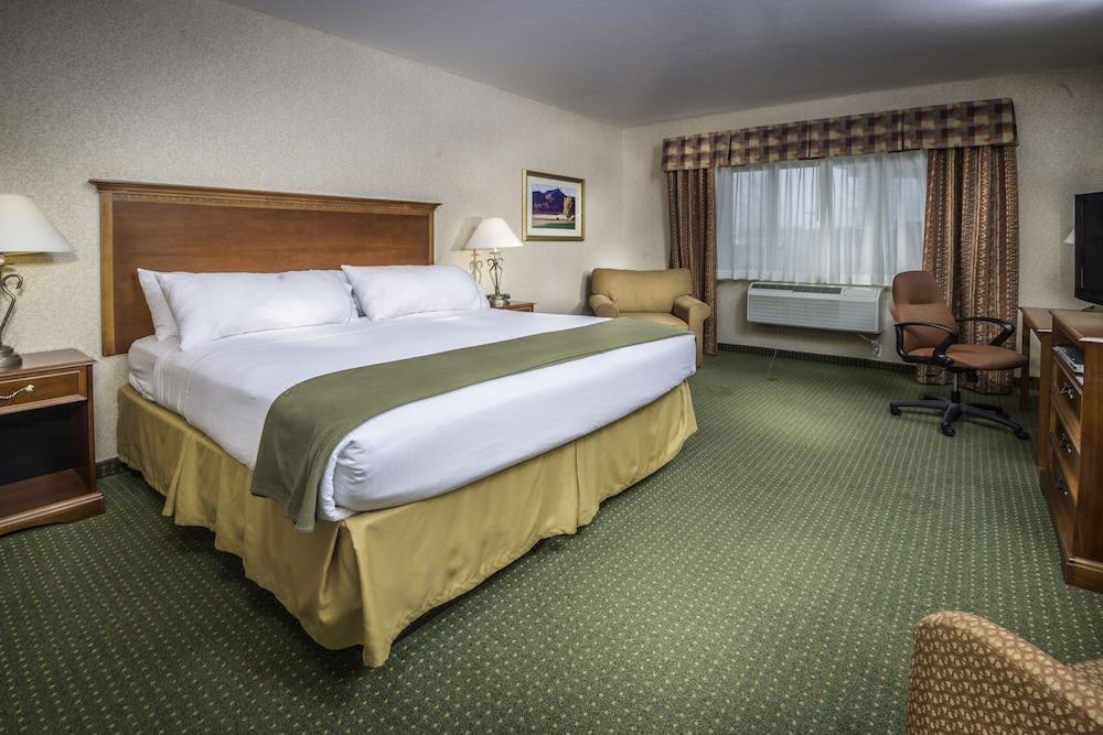 Photo of Bedroom in Gunnison