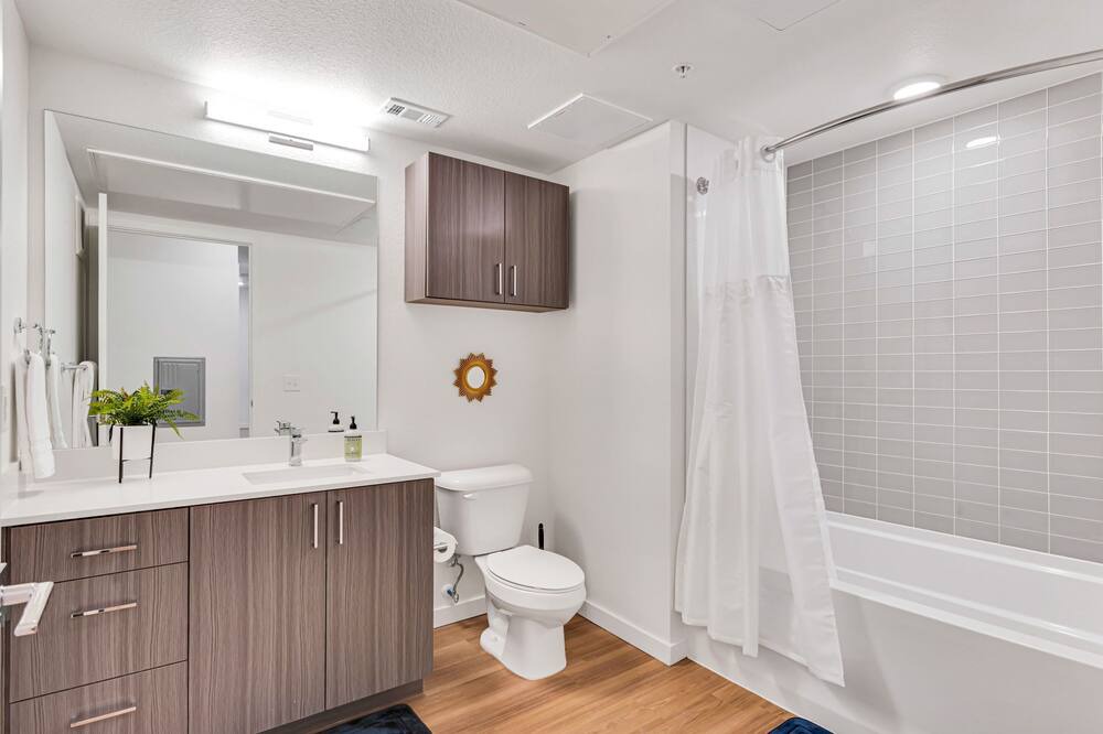 Photo of Bathroom in Jewell Heights - Hoffman Heights