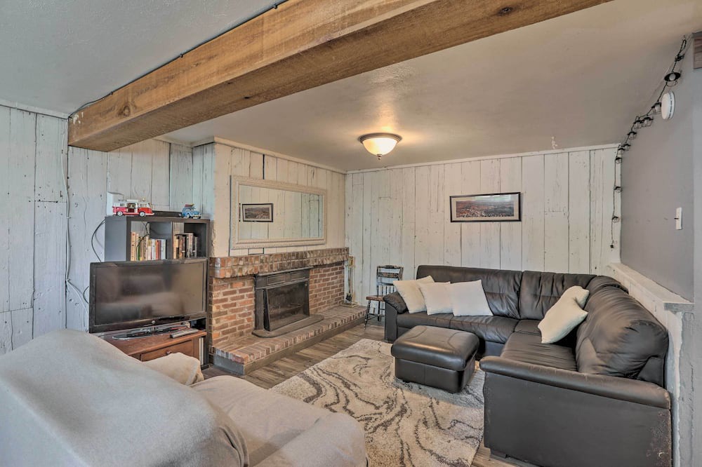 Photo of Bedroom in Columbine