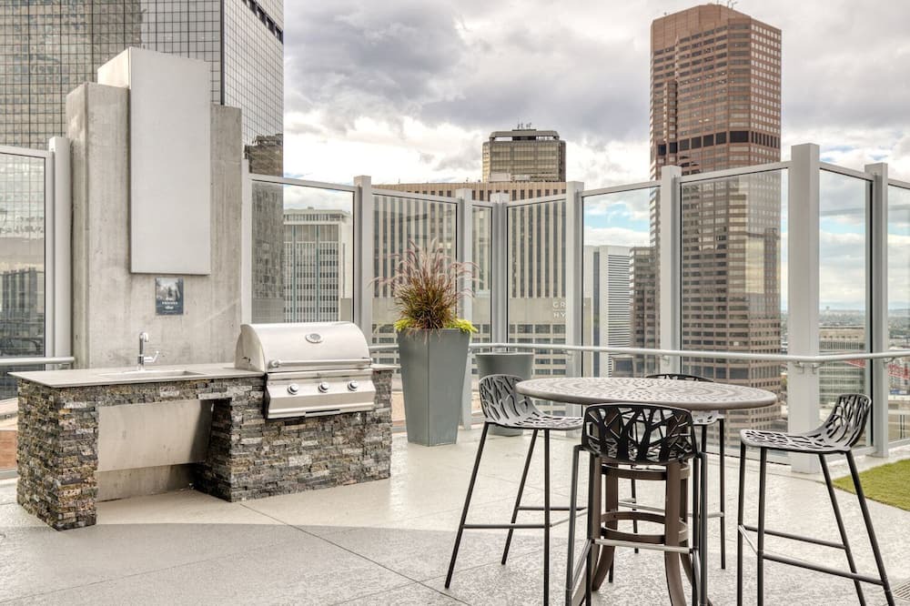 Photo of Outdoor in Uptown