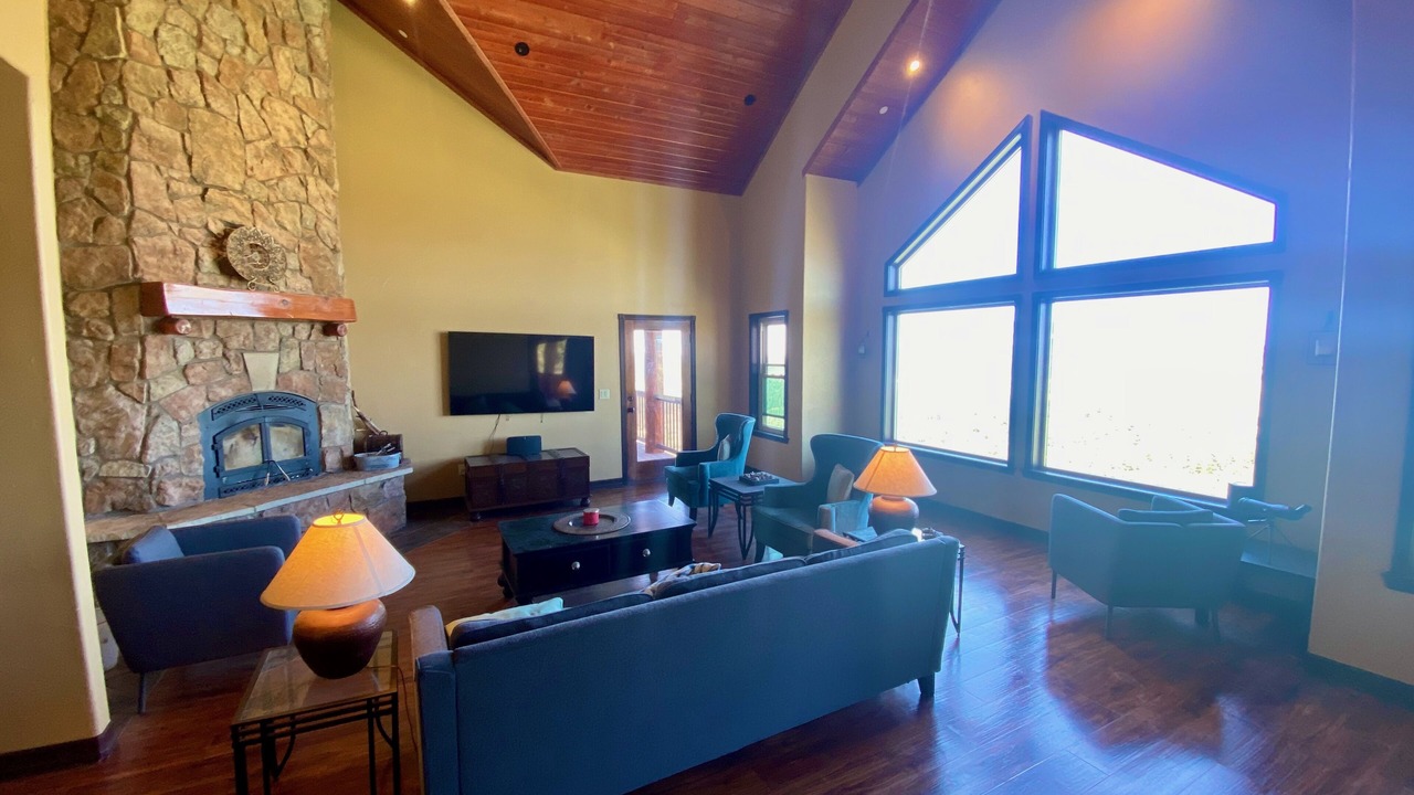 Photo of Livingroom in Larkspur