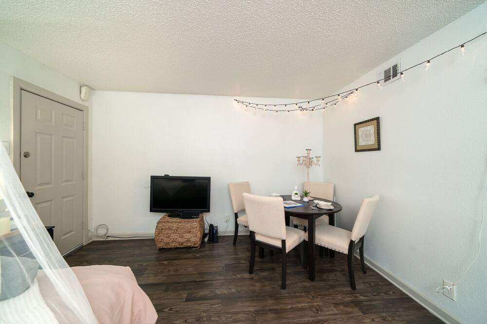 Photo of Bedroom in Northeast Colorado Springs