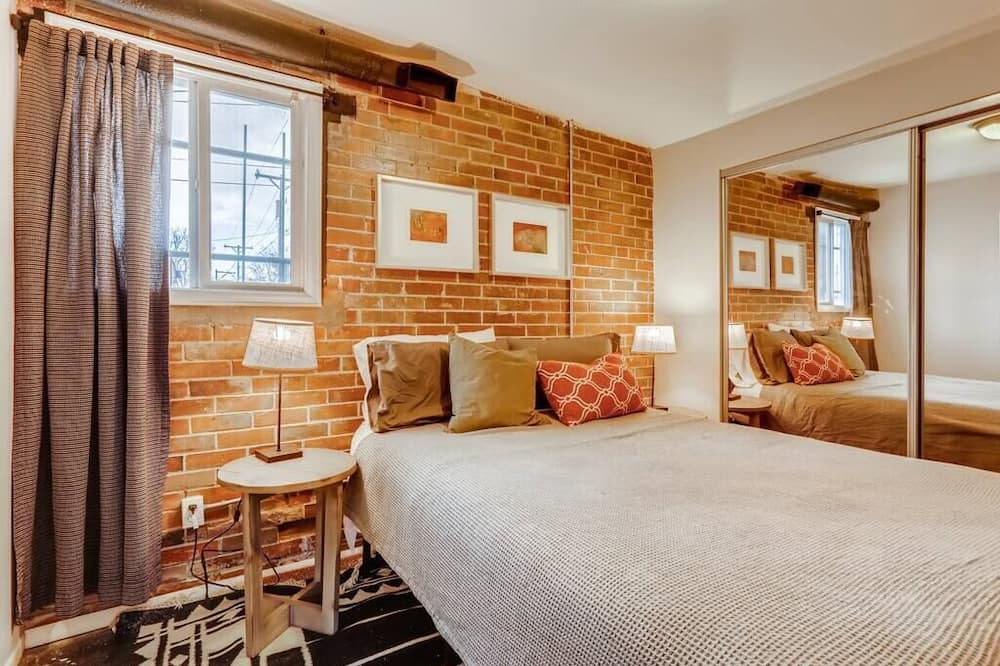 Photo of Bedroom in Speer