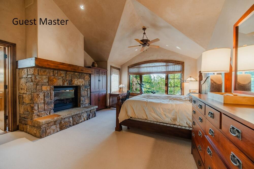 Photo of Bedroom in Snowmass Village