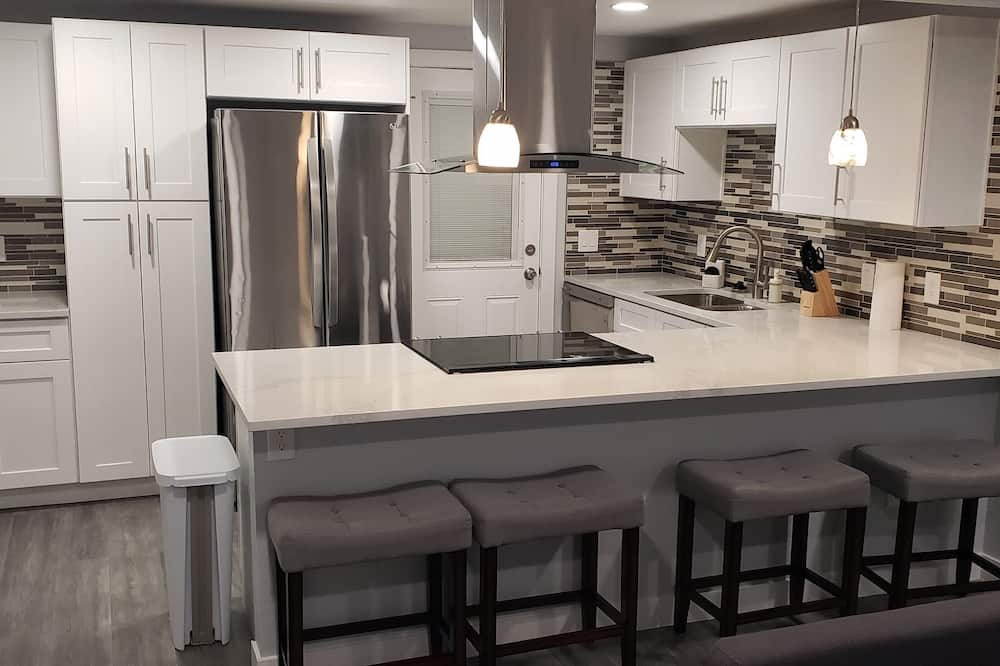 Photo of Kitchen in Villa Park