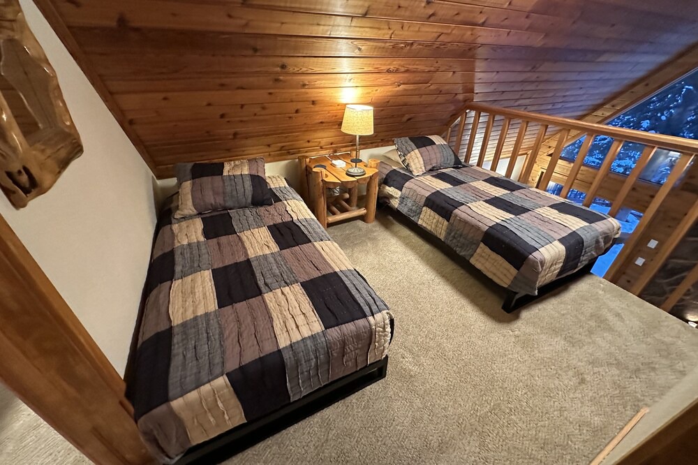 Photo of Bedroom in Blue River