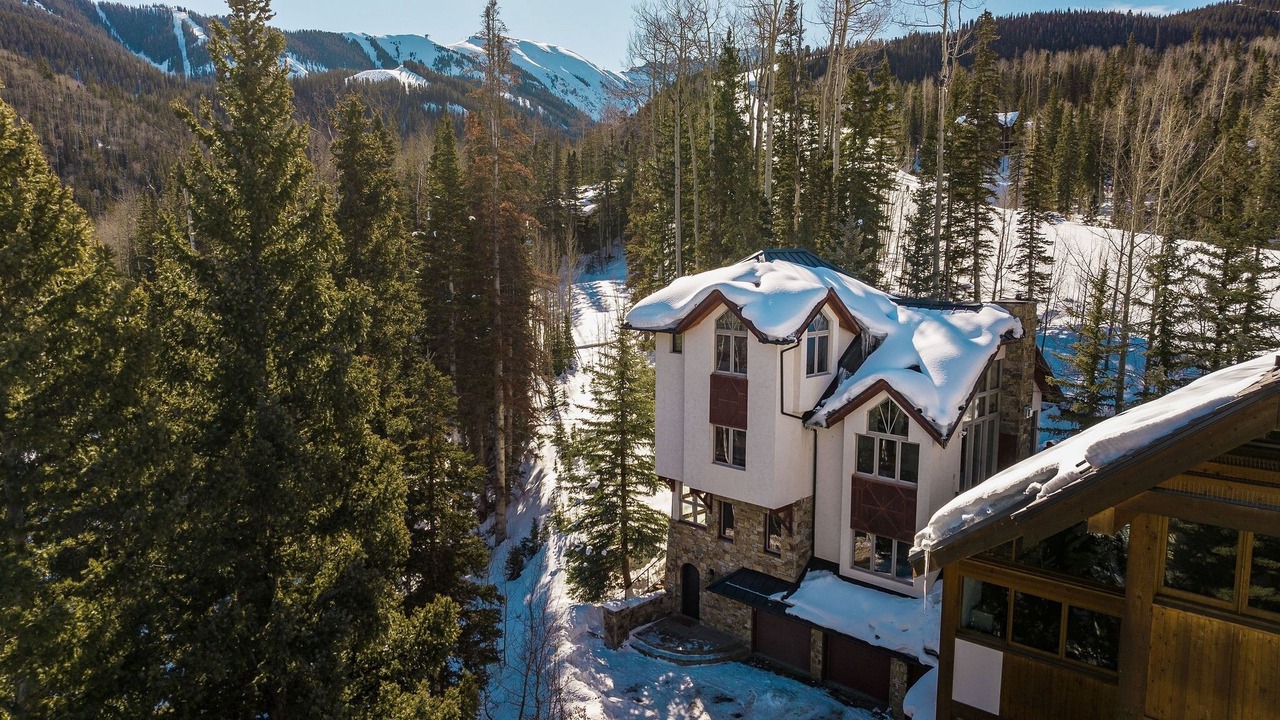 Photo of Outdoor in Mountain Village