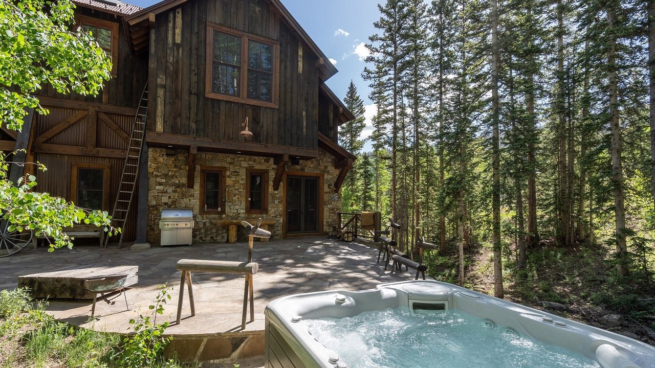 Photo of Outdoor in Mountain Village