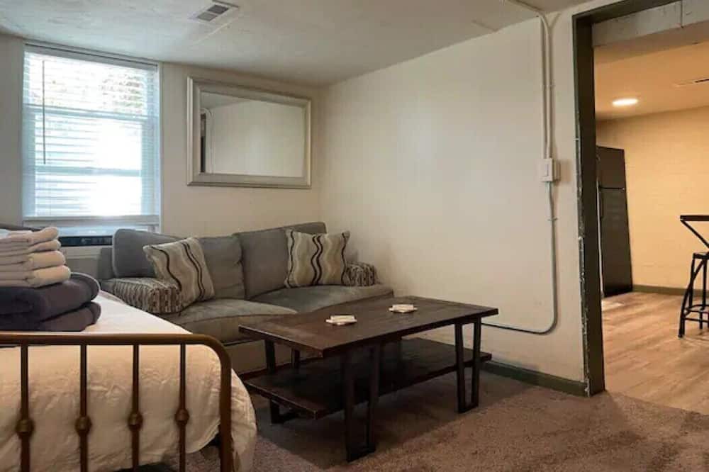 Photo of Livingroom in Villa Park