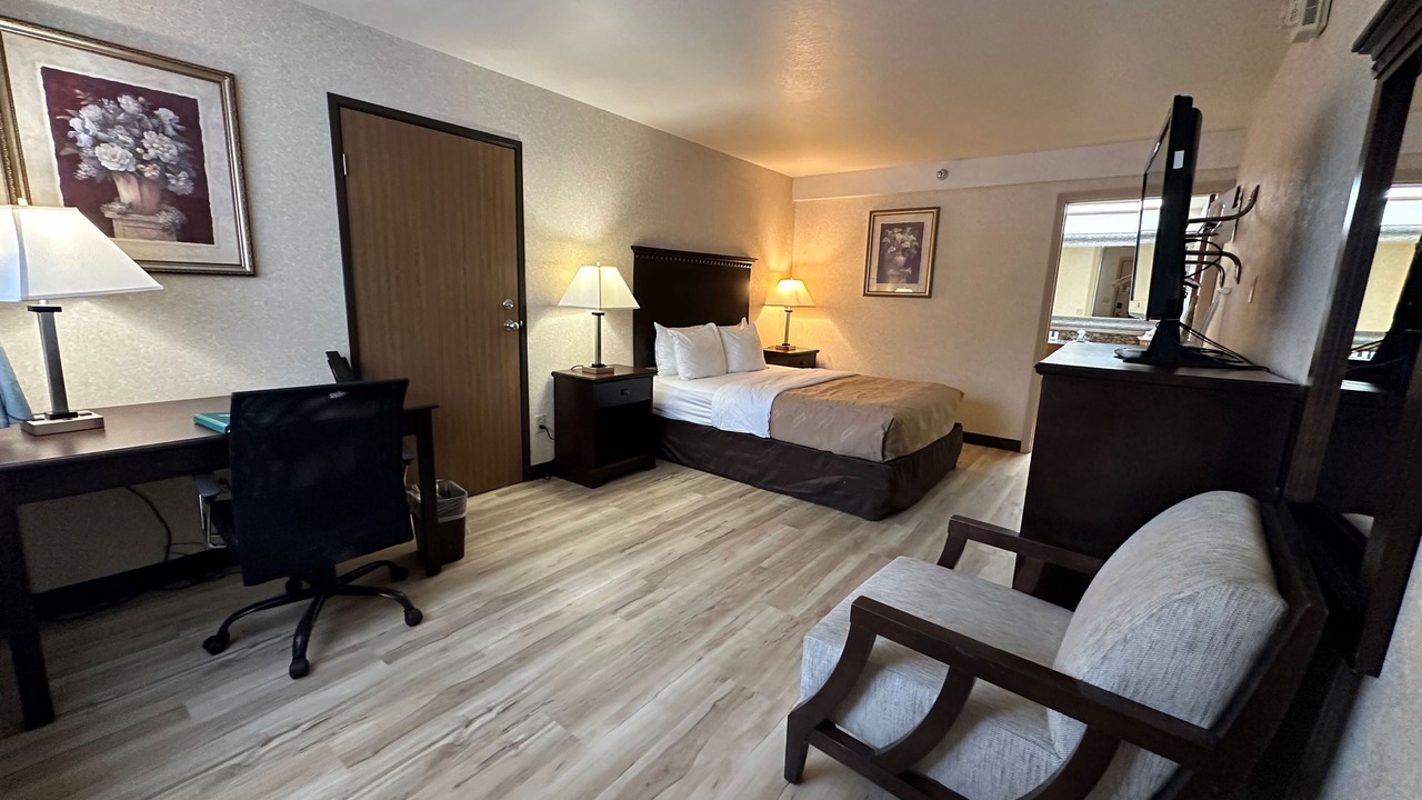 Photo of Bedroom in Gunnison