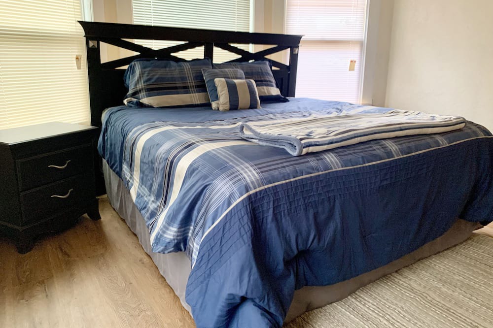 Photo of Bedroom in Cimarron