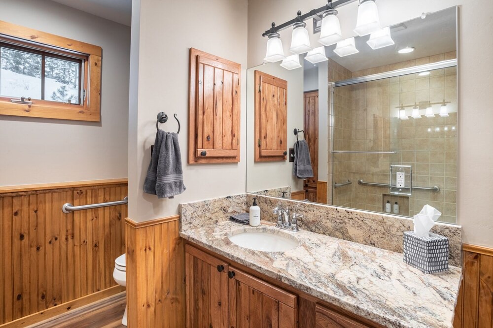 Photo of Bathroom in Almont