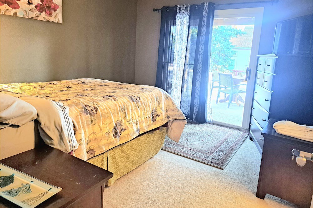 Photo of Bedroom in Gleneagle