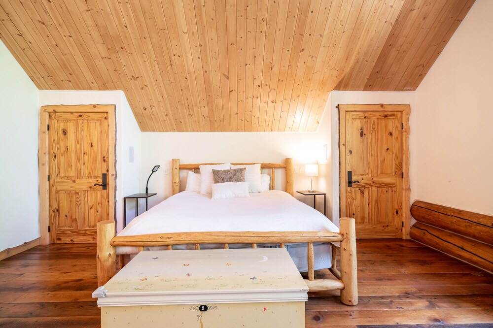 Photo of Bedroom in Carbondale