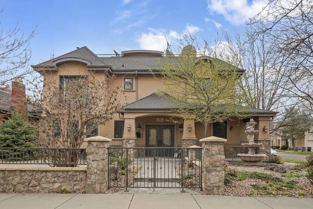 Photo of Outdoor in Hale