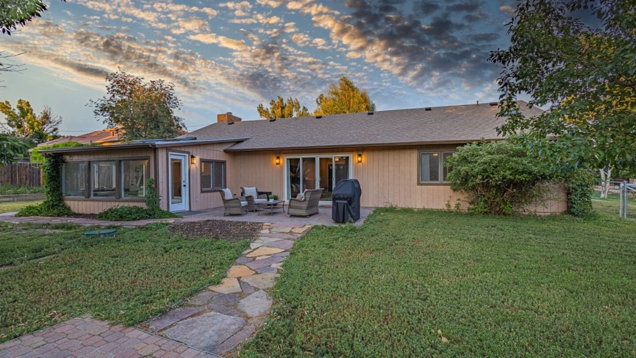 Photo of Outdoor in Park Vista