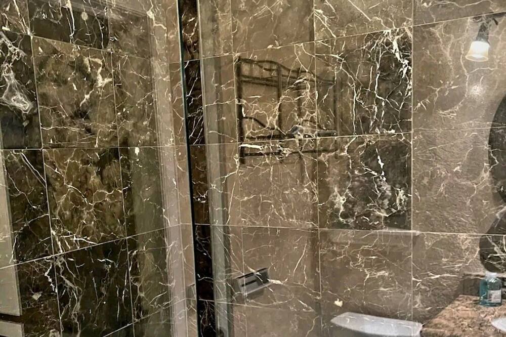 Photo of Bathroom in Jewell Heights - Hoffman Heights