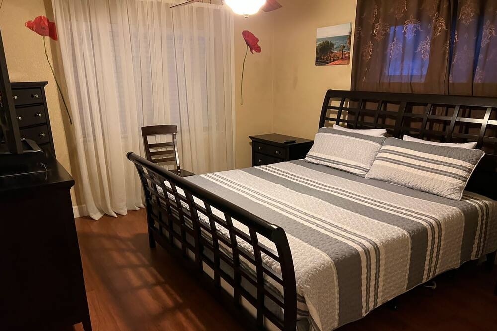Photo of Bedroom in Jewell Heights - Hoffman Heights