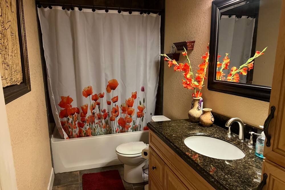 Photo of Bathroom in Jewell Heights - Hoffman Heights