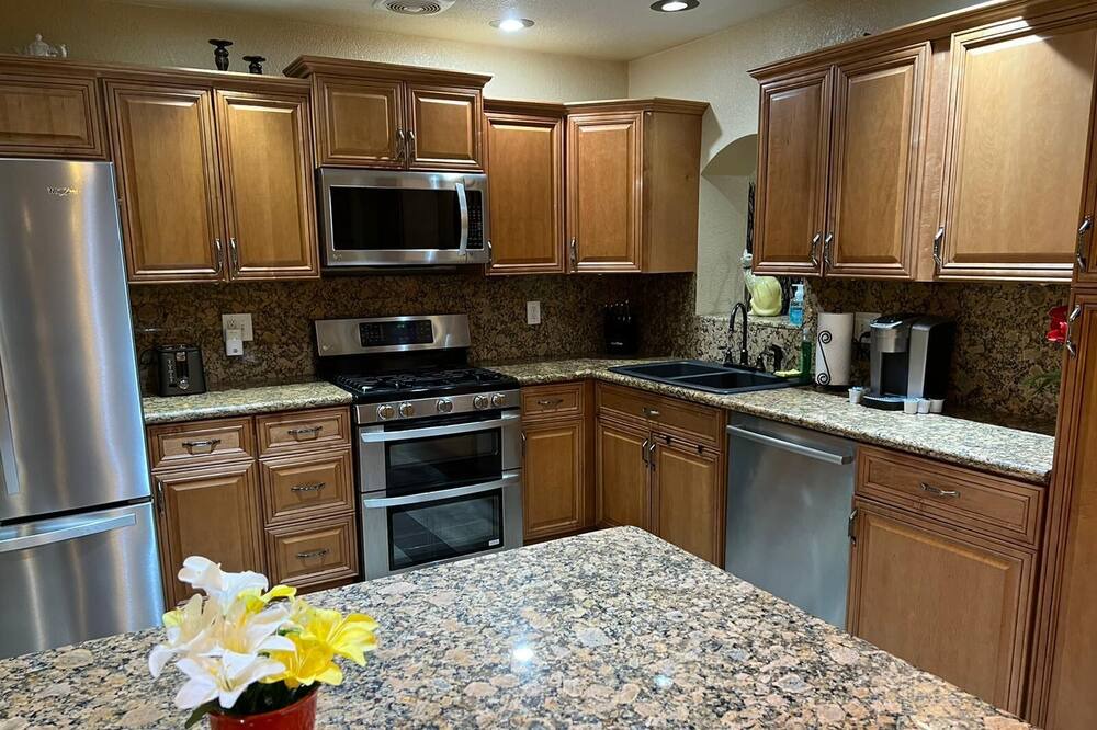 Photo of Kitchen in Jewell Heights - Hoffman Heights