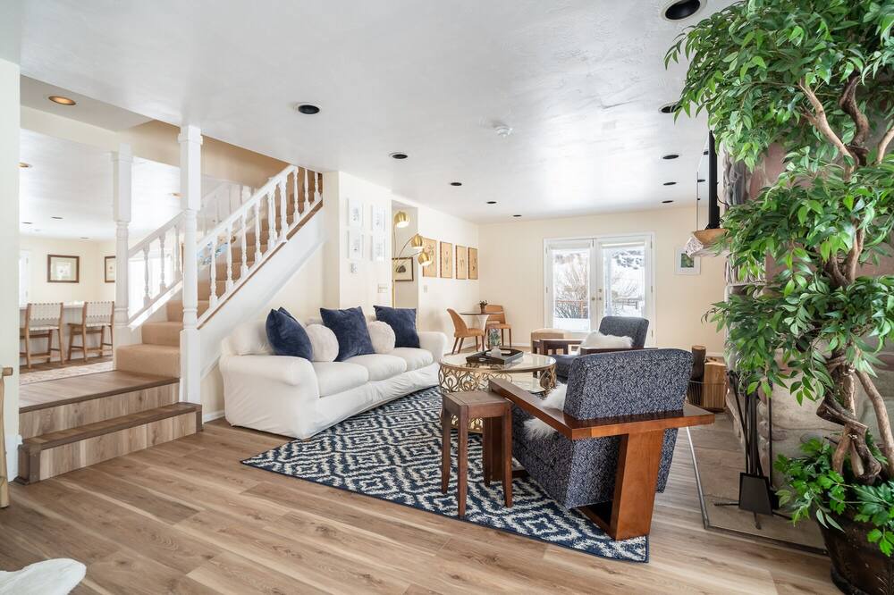 Photo of Livingroom in Carbondale
