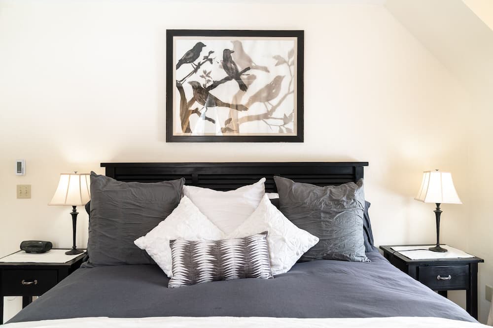 Photo of Bedroom in Carbondale