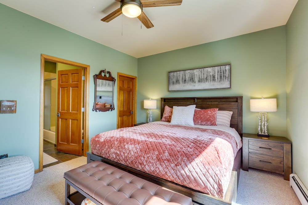 Photo of Bathroom in Hangen Ranch And M and B