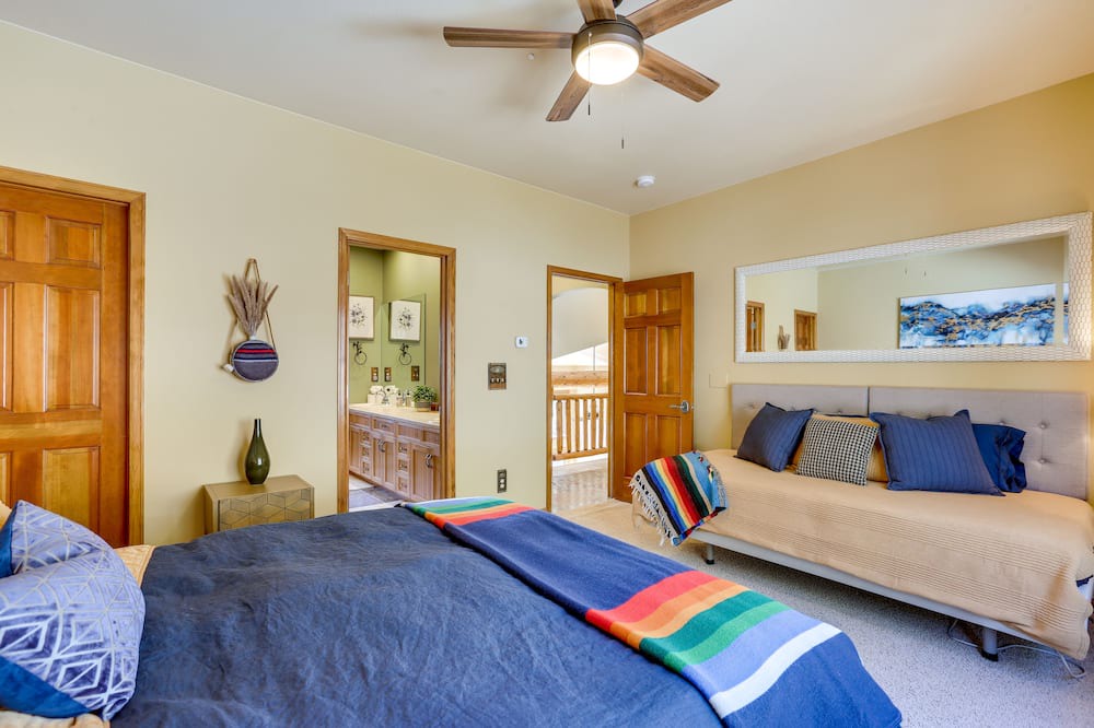 Photo of Bedroom in Hangen Ranch And M and B