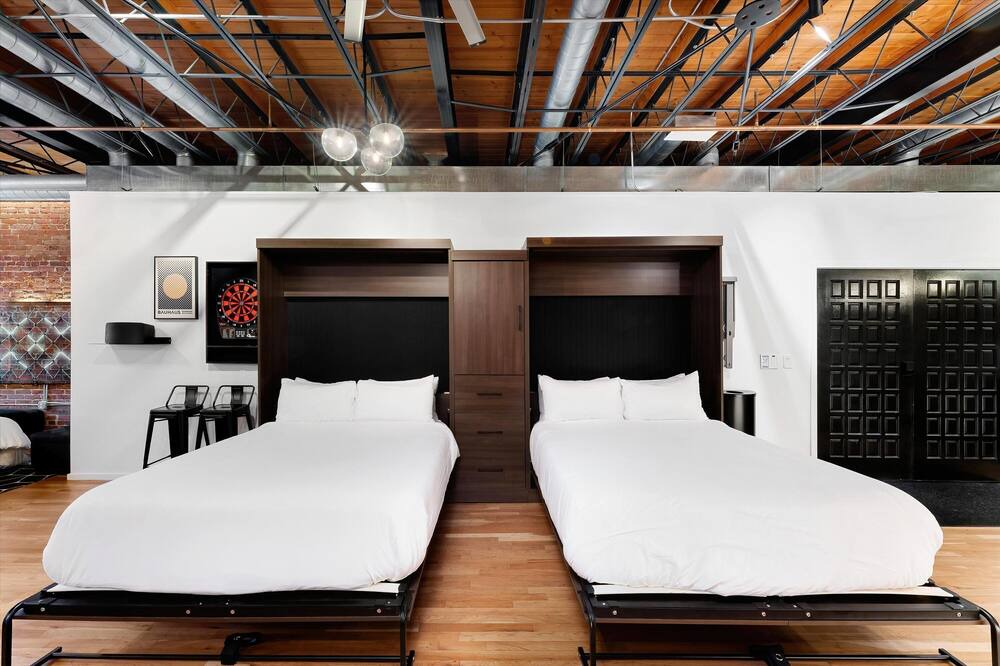 Photo of Bedroom in Ballpark