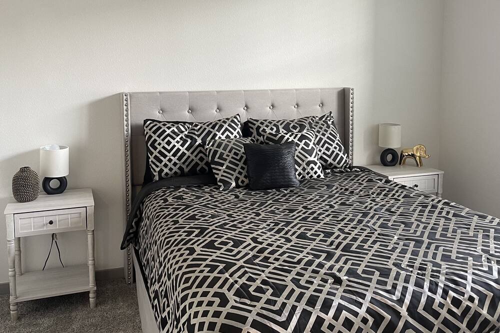 Photo of Bedroom in Colorado Springs