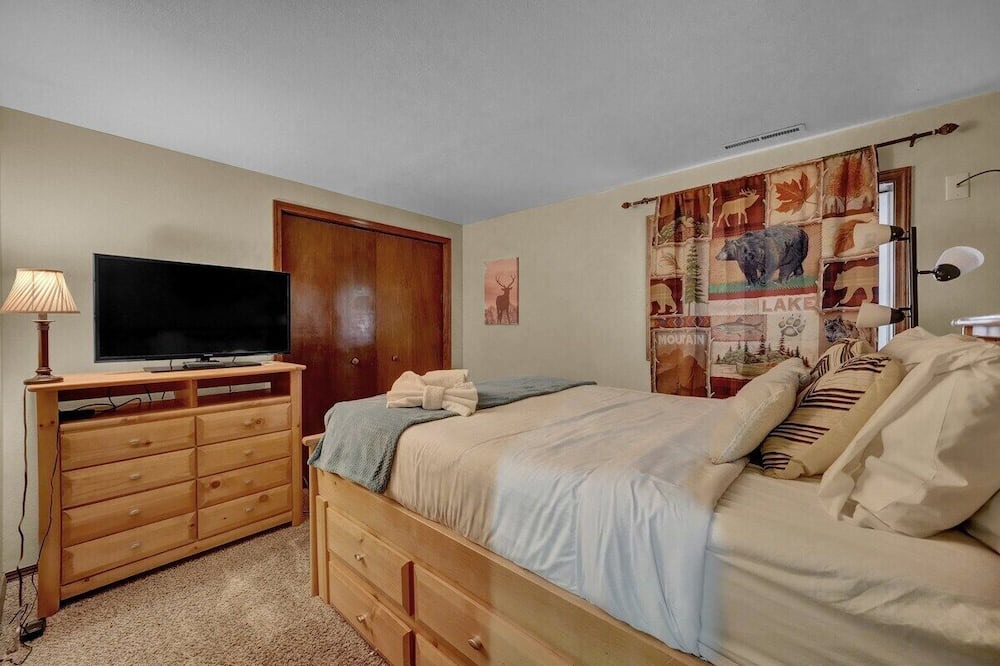 Photo of Bedroom in Northeast Colorado Springs