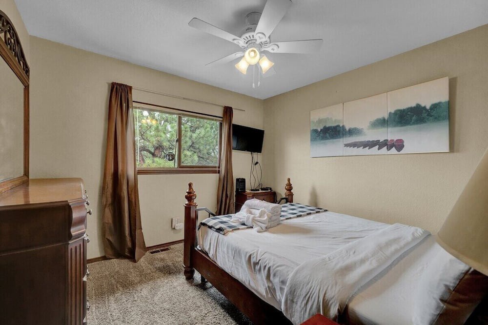 Photo of Bedroom in Northeast Colorado Springs