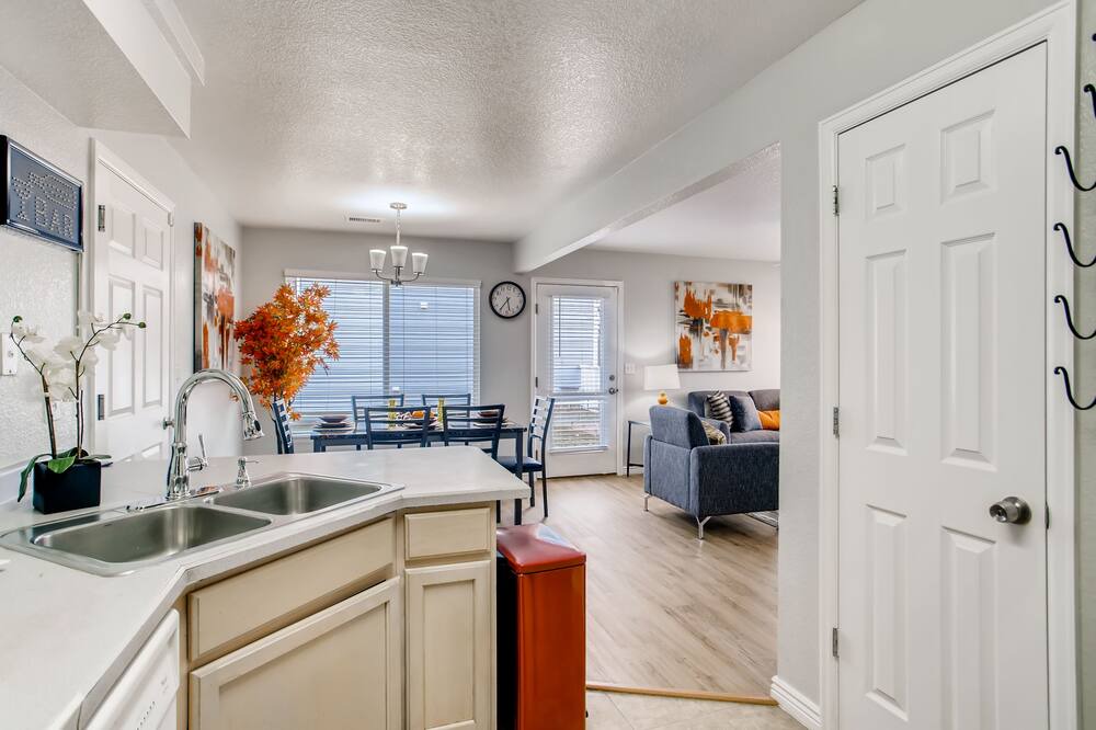 Photo of Kitchen in Green Valley Ranch