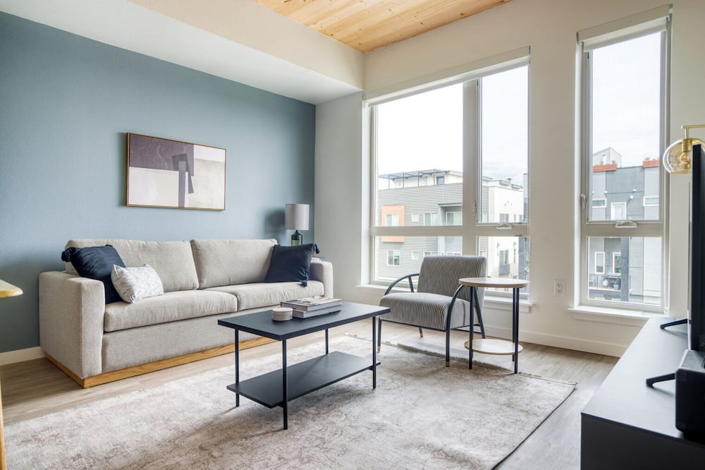 Photo of Livingroom in West Colfax
