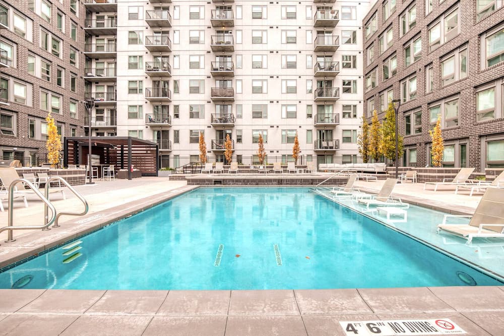 Photo of Outdoor in Hale