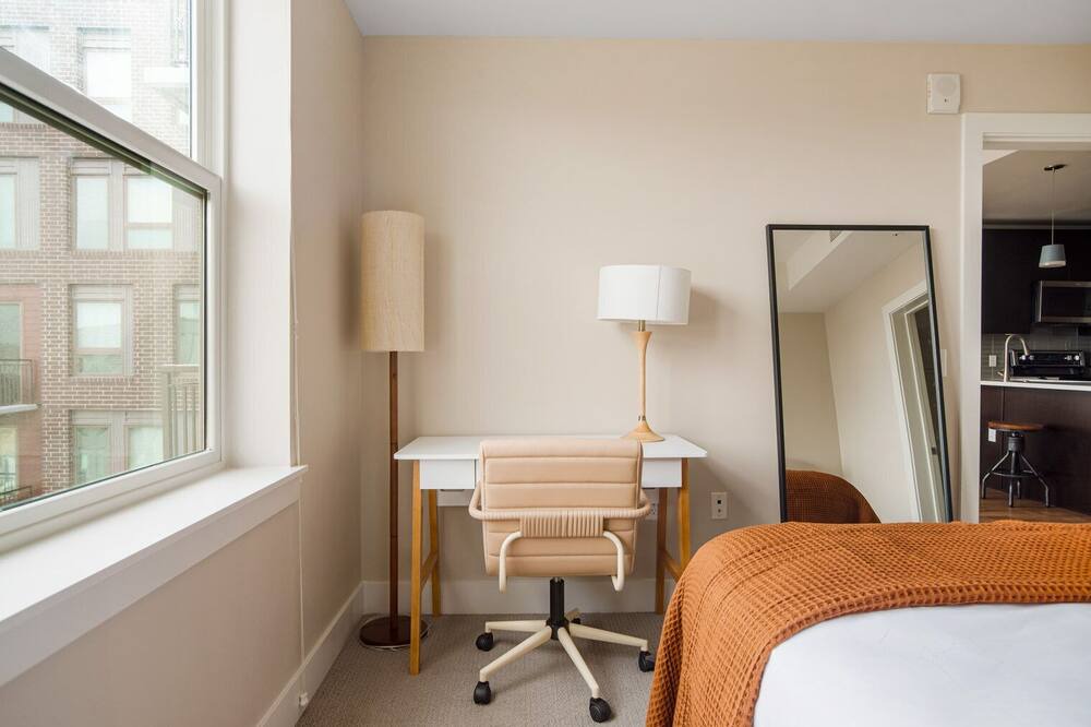 Photo of Bedroom in Hale
