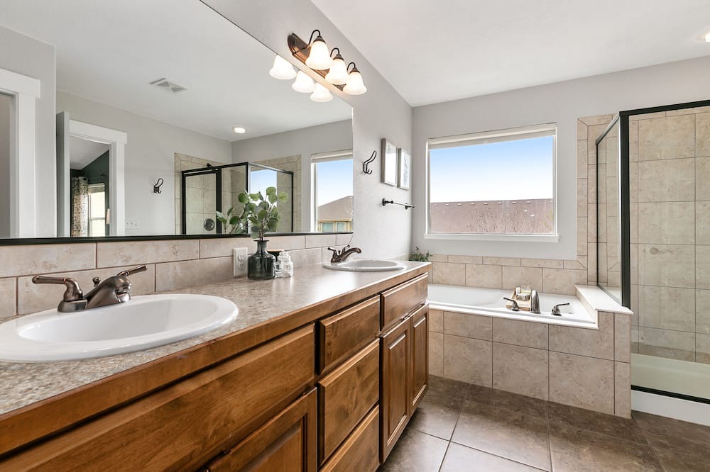 Photo of Bathroom in Timnath