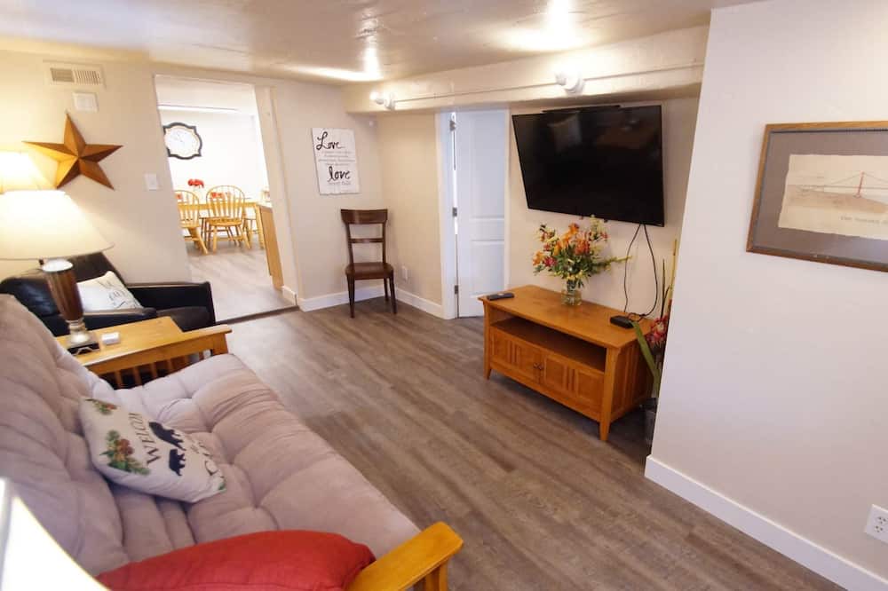 Photo of Bedroom in Golden