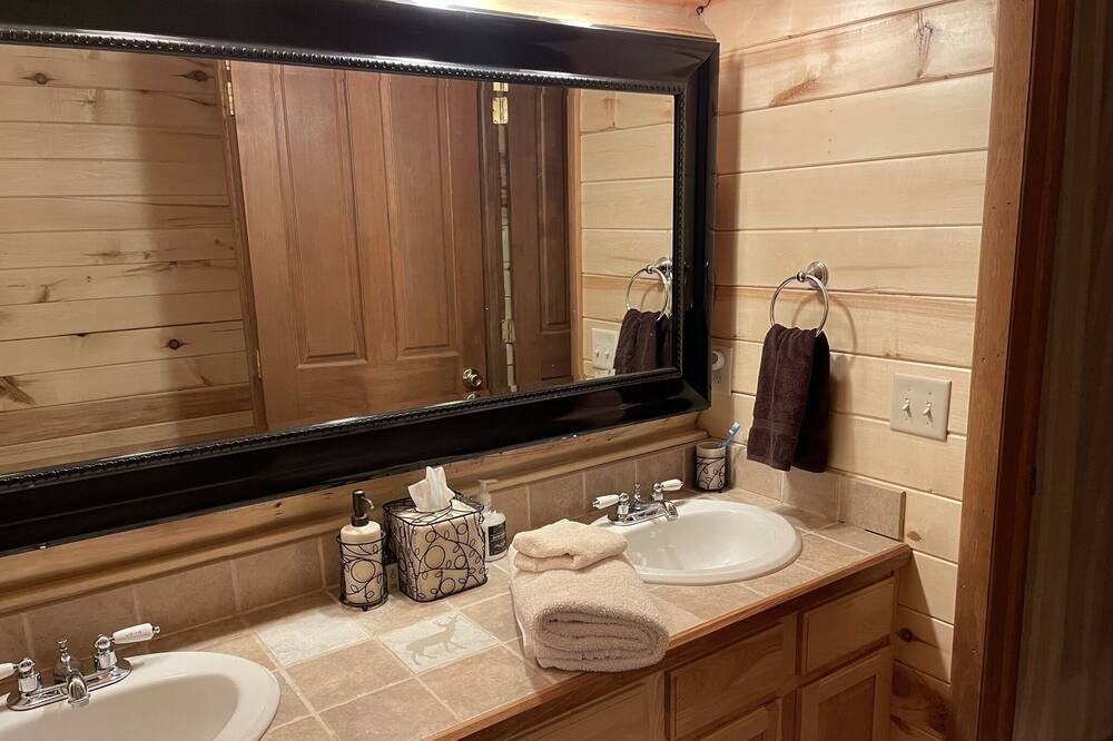 Photo of Bathroom in Fairplay