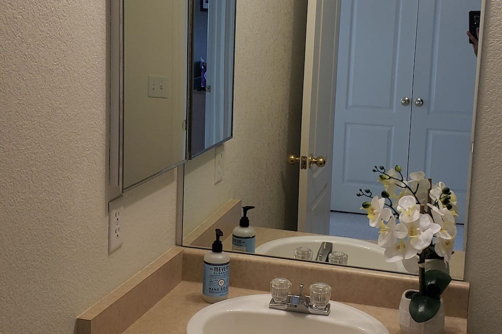 Photo of Bathroom in Roxborough