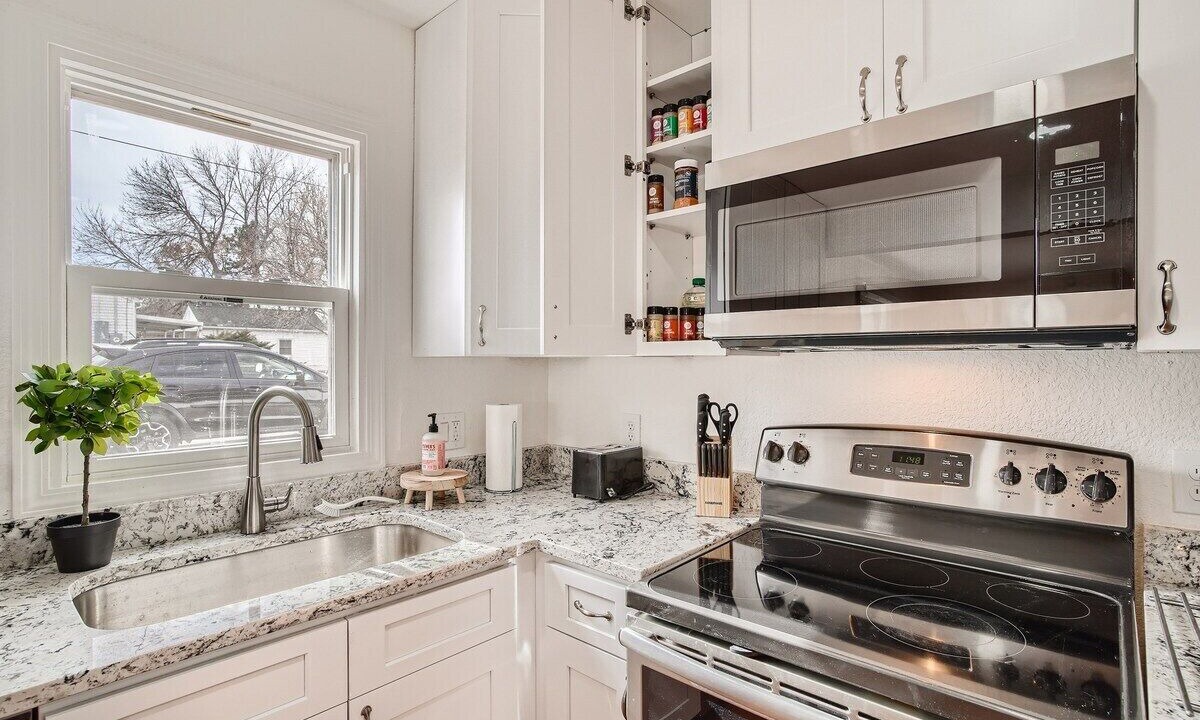 Photo of Kitchen in Barths
