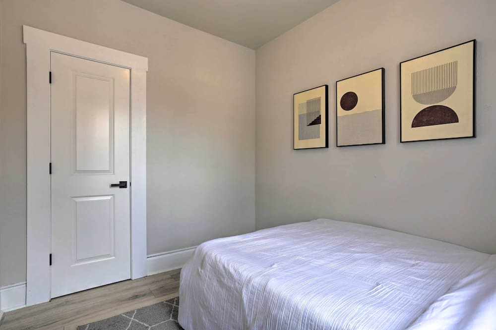 Photo of Bedroom in Speer