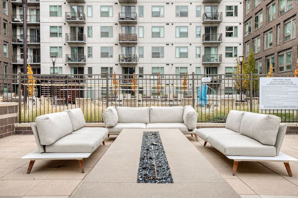 Photo of Outdoor in Hale