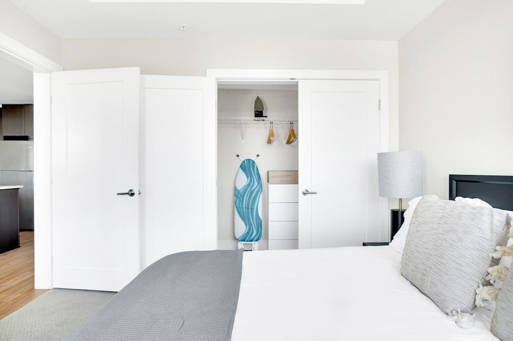 Photo of Bedroom in Hale