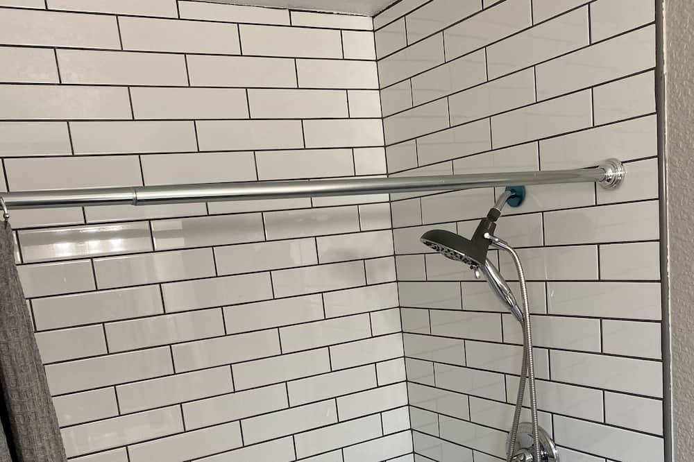 Photo of Bathroom in Jewell Heights - Hoffman Heights