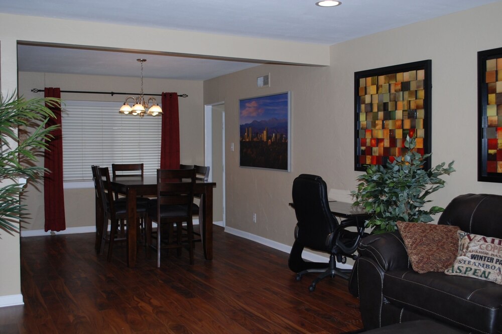Photo of Livingroom in Jewell Heights - Hoffman Heights