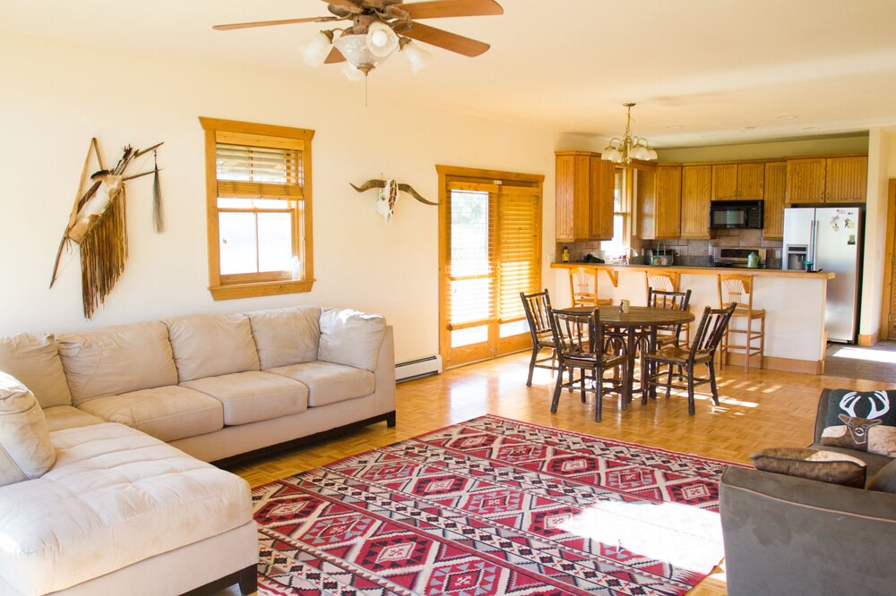 Photo of Livingroom in Carbondale