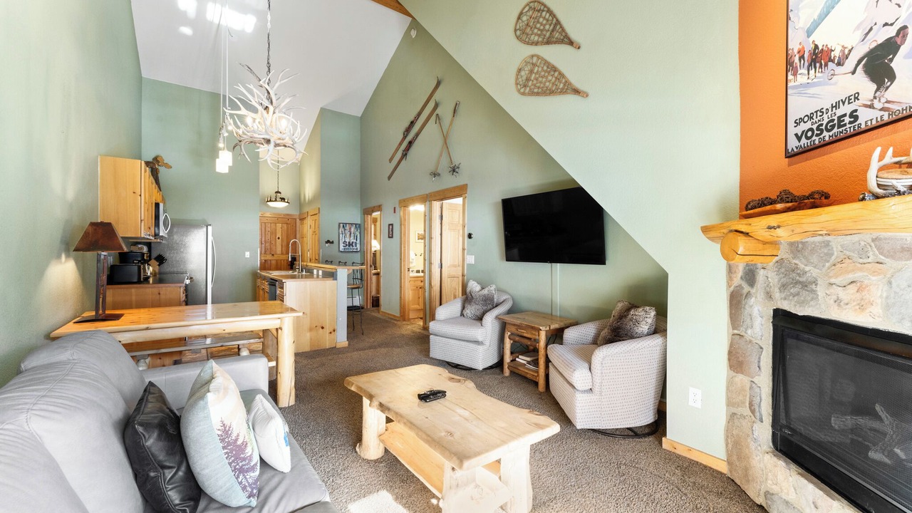 Photo of Livingroom in Mountain House